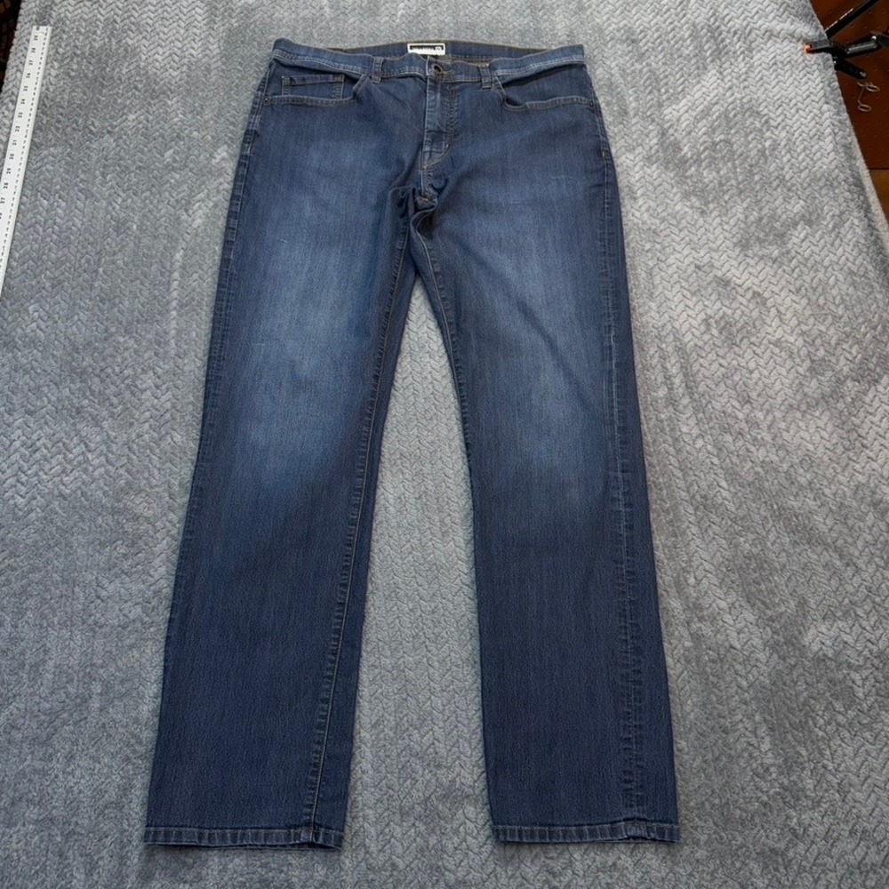 Travis Mathew Jeans Mens 36 Straight Leg Dark Blue Wash Stretch Denim Pants